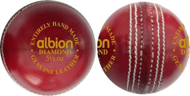 Albion Diamond Cricket Ball 4 3/4oz