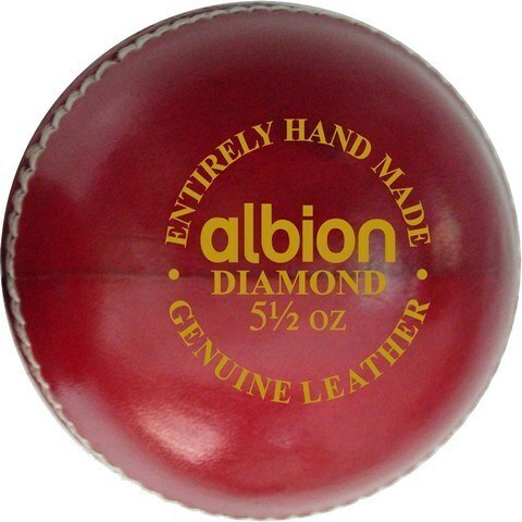 Albion Diamond Cricket Ball 5 1/2oz